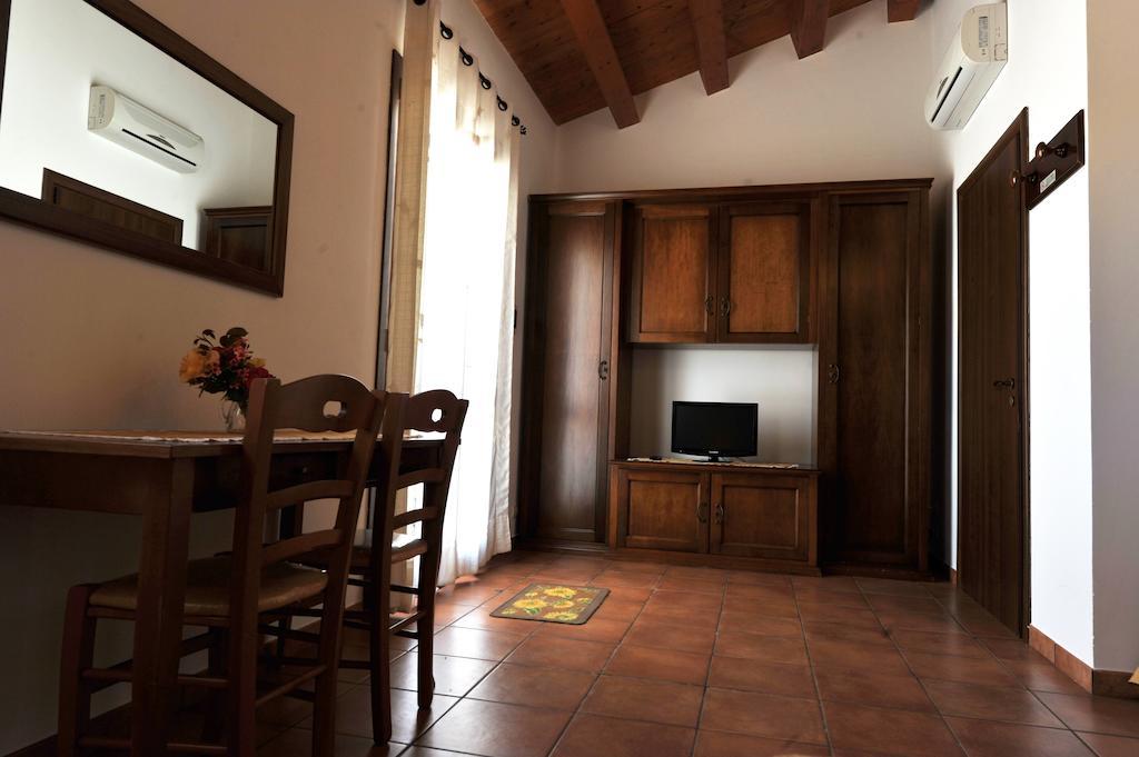 Oasi Di Cava Ispica Villa Pietre Nere San Zagaria Værelse billede