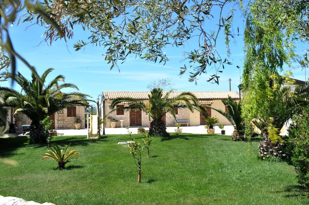 Oasi Di Cava Ispica Villa Pietre Nere San Zagaria Eksteriør billede