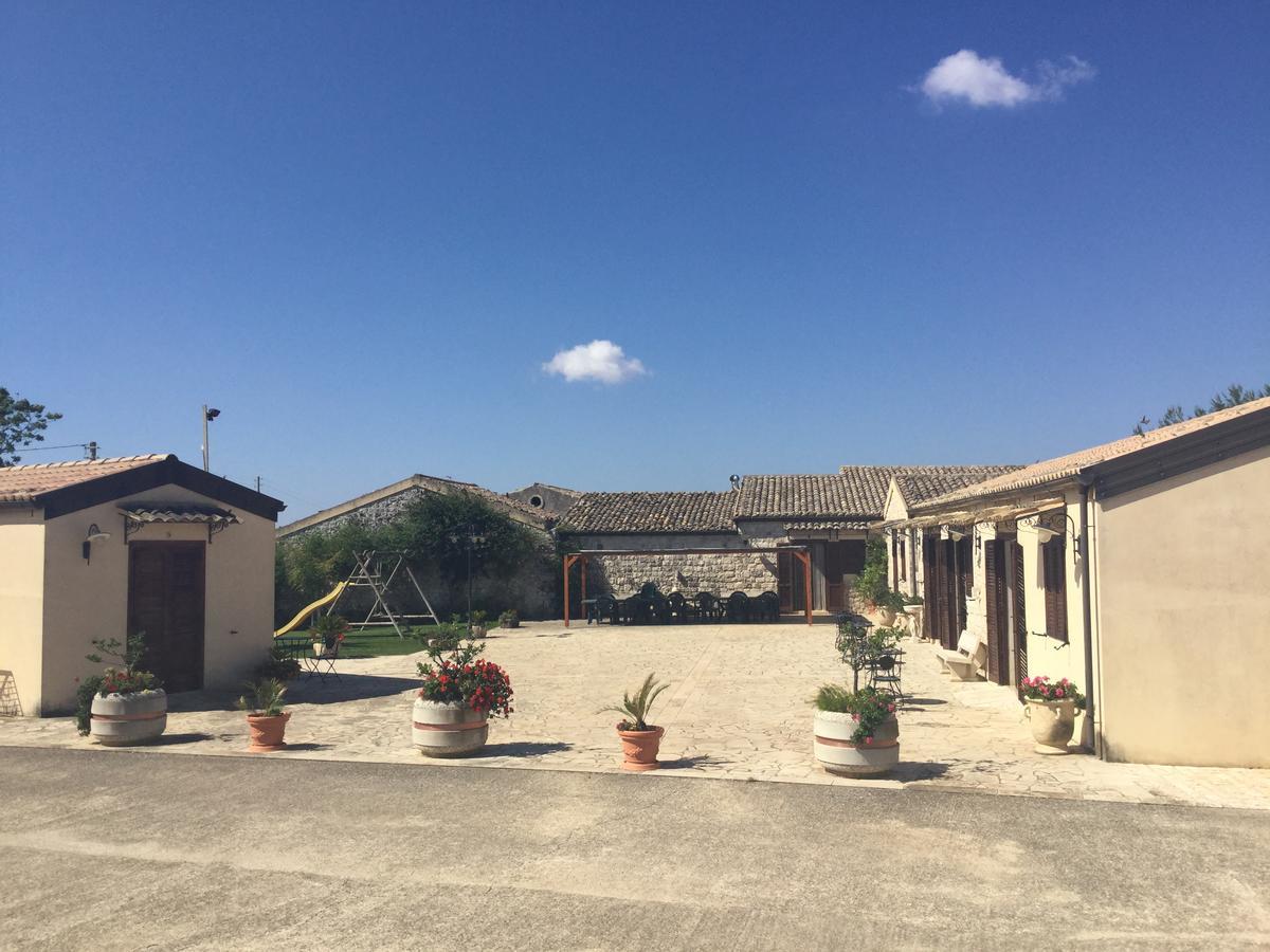 Oasi Di Cava Ispica Villa Pietre Nere San Zagaria Eksteriør billede